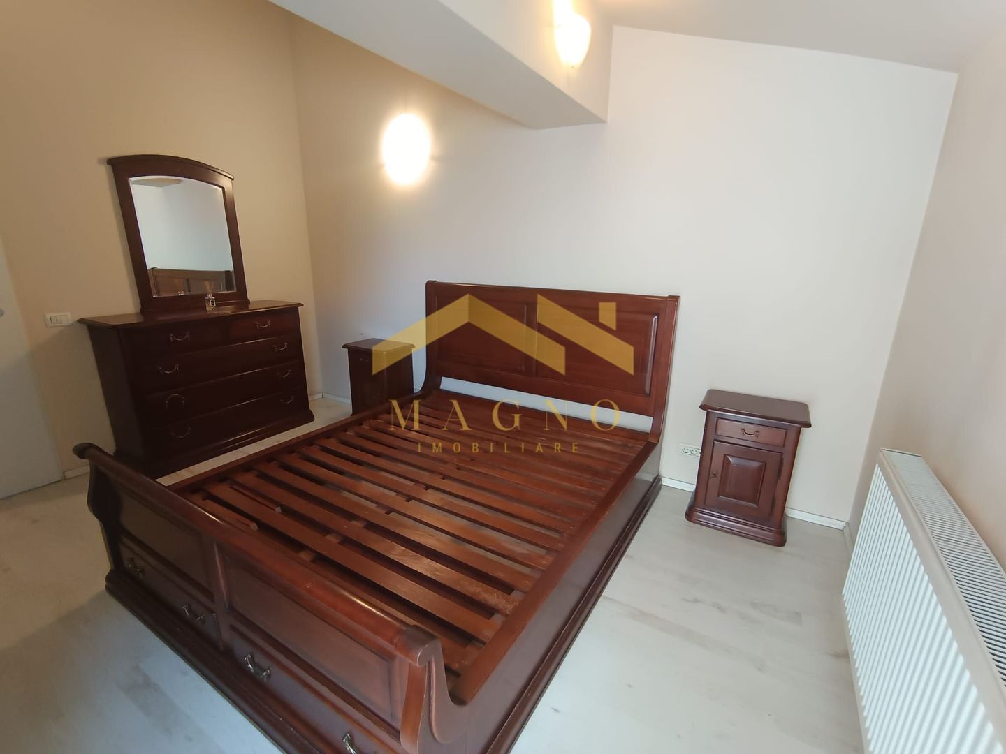 CASA SPATIOASA CU 4 CAMERE CARTIER GRADISTE - Poză 21