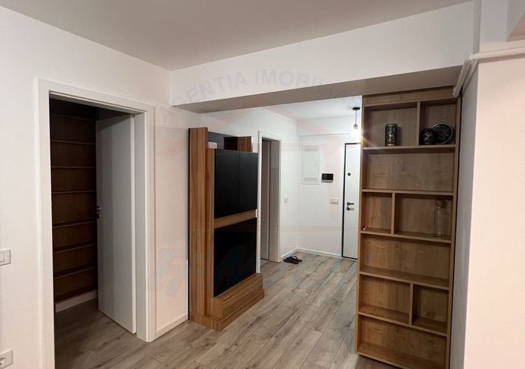 Apartament 2 camere, bloc nou, 600 €/luna - Poză 7