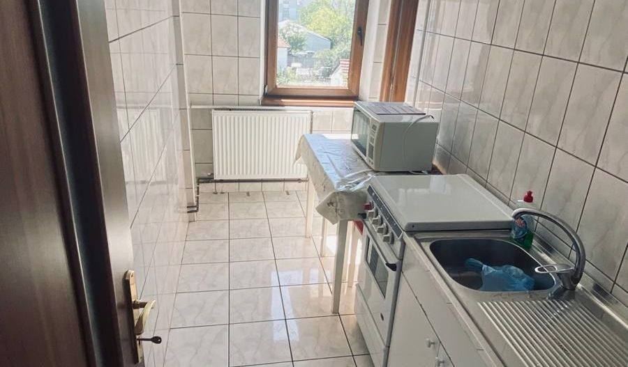 Apartament o cameră la 5 minute de Cetății - Poză 3