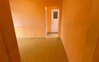 Apartament 3 camere în zona Calea Șagului etaj 2 - Poză 4