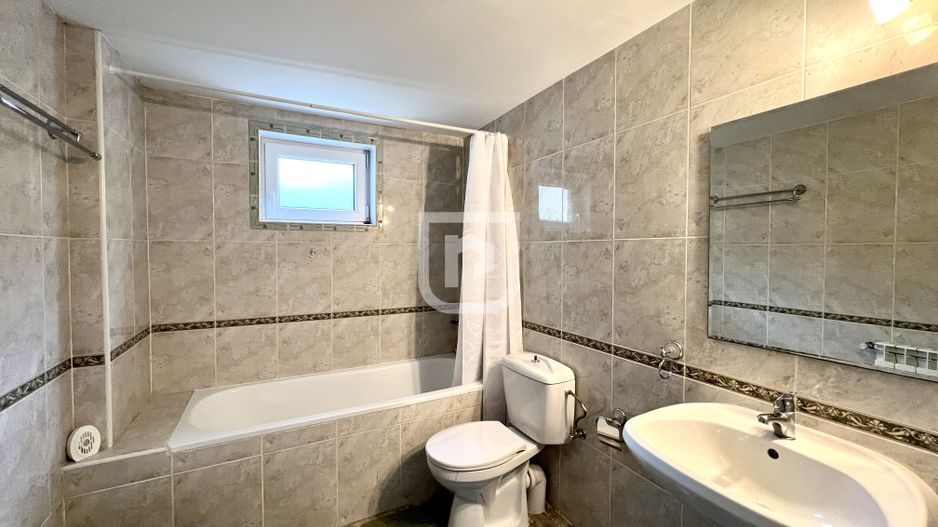 Casa de vacanta spatioasa de vanzare 6 dormitoare in Gura Humorului - Poză 12