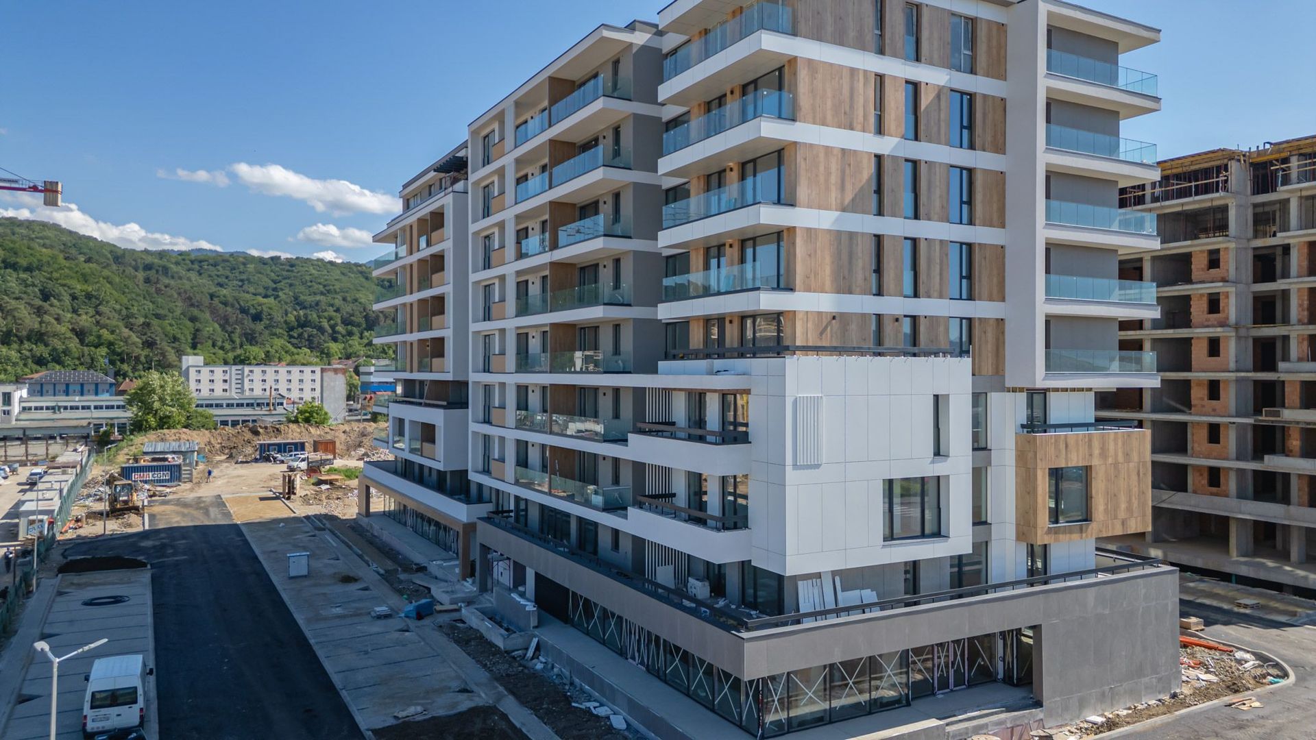 Apartament Decomandat | 53 mp utili + 10 mp balcon | Sala Polivalentă - Poză 1