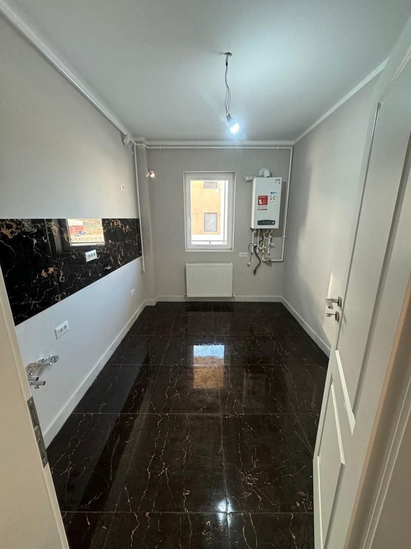 Investitie-Garsoniera, 6 min metrou Berceni, decomandată, 45 mp - Poză 1