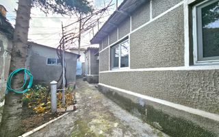 Casă de vanzare in Medgidia in zona centrala - Poză 2
