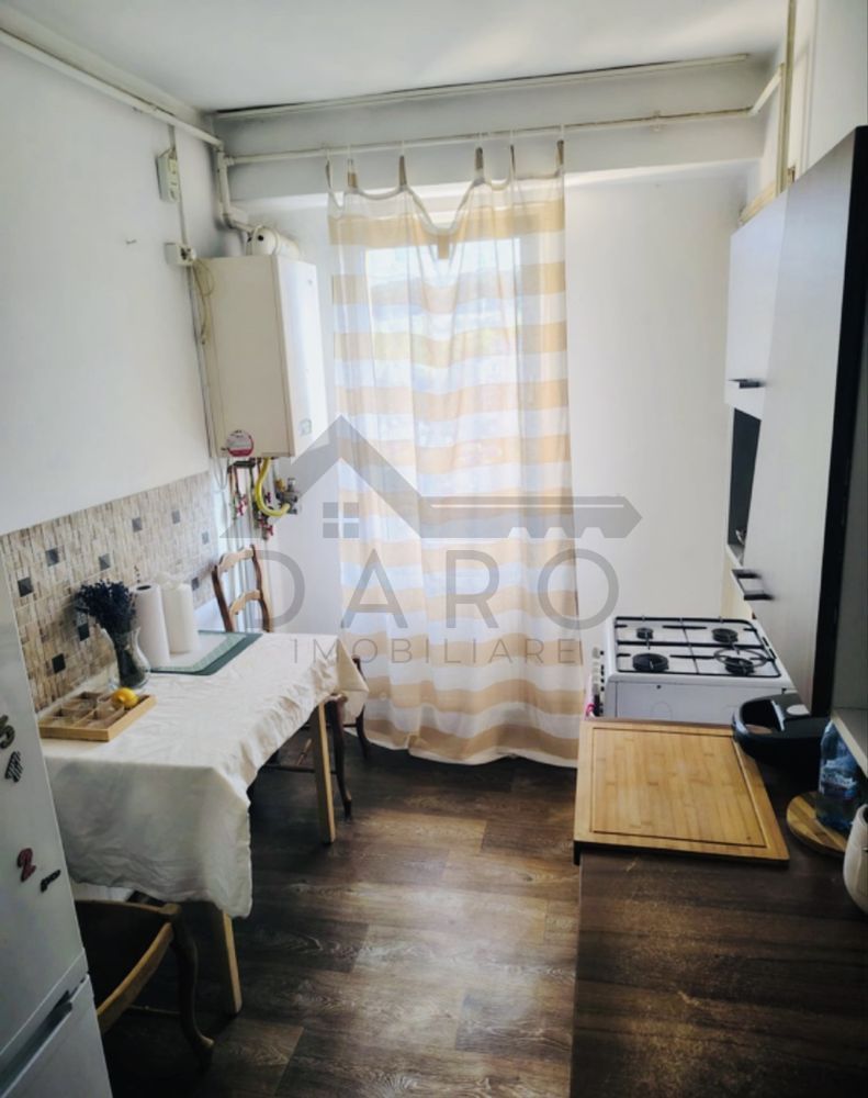 Dau In Chirie Apartament Cu Doua Camere - Poză 1