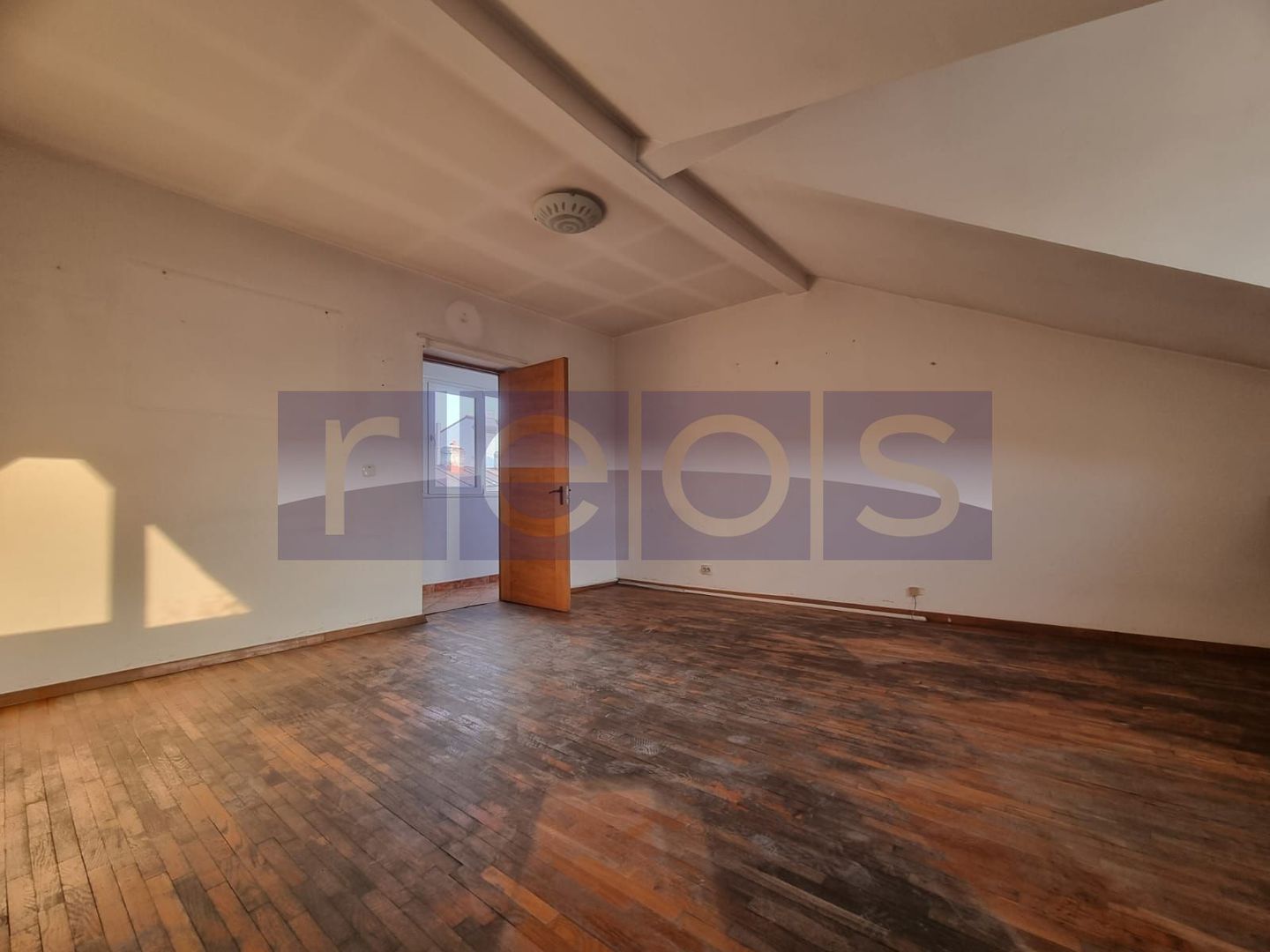 VANZARE CASA 10 CAMERE | S+ P+1+M | ZONA MOSILOR - Poză 6