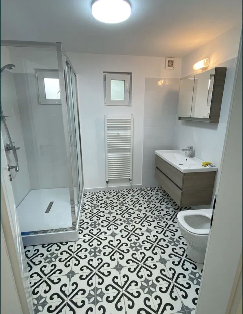 GARSONIERA VATRA LUMINOASA, MASINA SPALAT VASE, METROU, REABILITAT - Poză 6