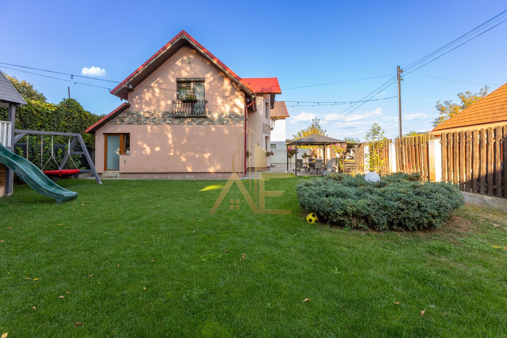 Casă superbă pentru familie în Lilieci – 133 mp utili, 500 mp teren - Poză 41