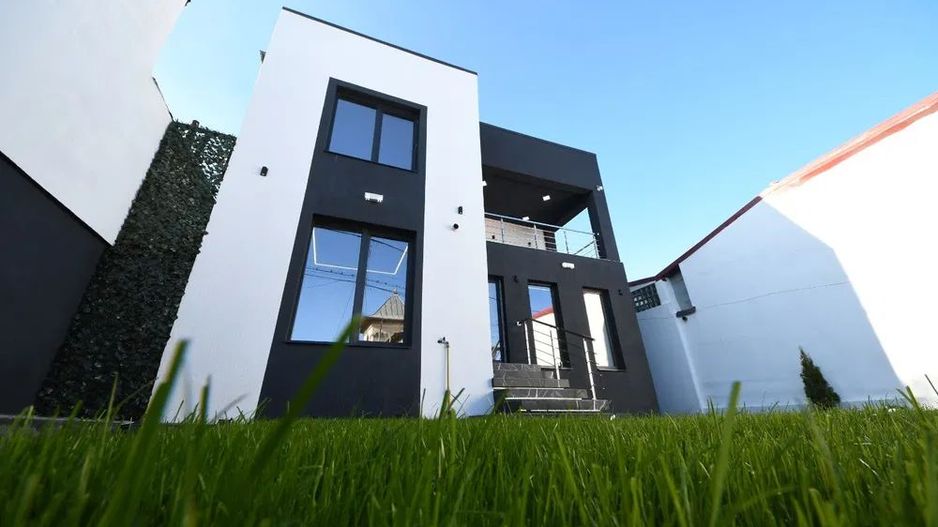 Vilă D+P+1 Etaj, Mazepa - Poză 1