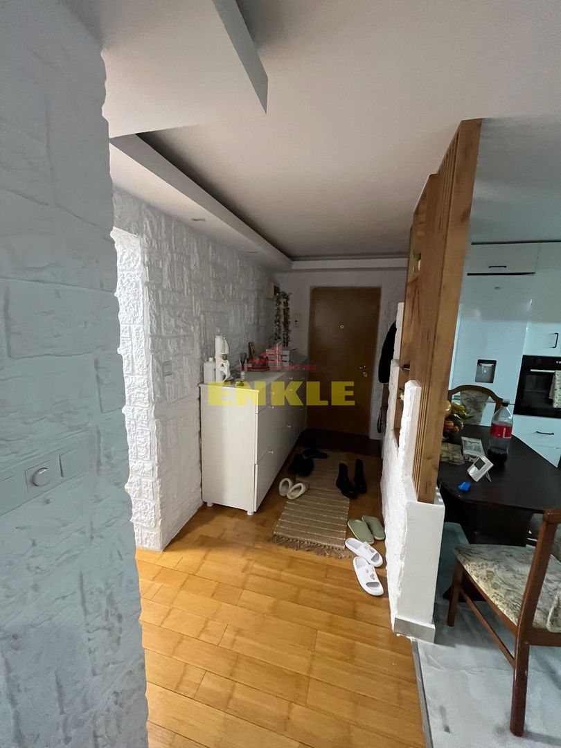 De vânzare apartament 3 camere – zona Stejari - Poză 3