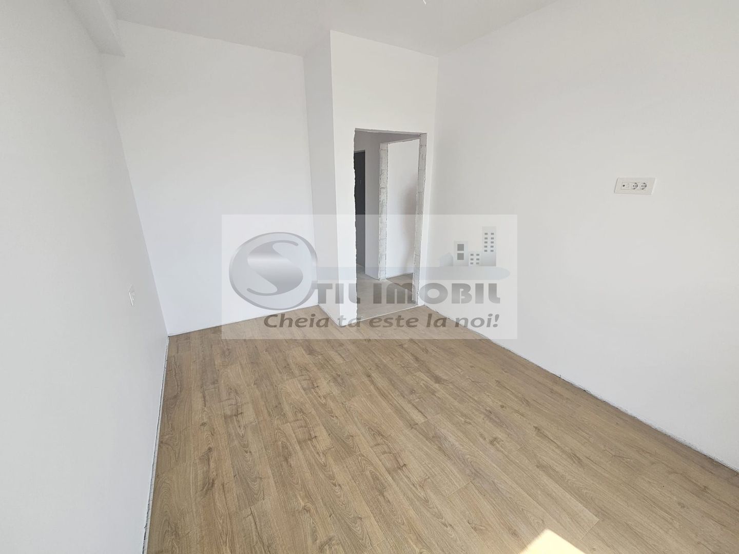 Apartament 3 camere - reper Lac Rediu - 75mp - 104.000Euro - Poză 7