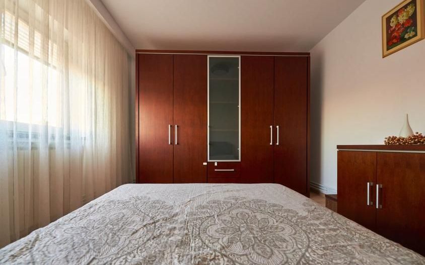 2 camere | prima inchiriere | centrala proprie | Sebastian - Razoare - Poză 12