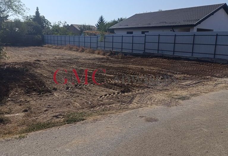 Teren 650m Crevedia - Poză 1