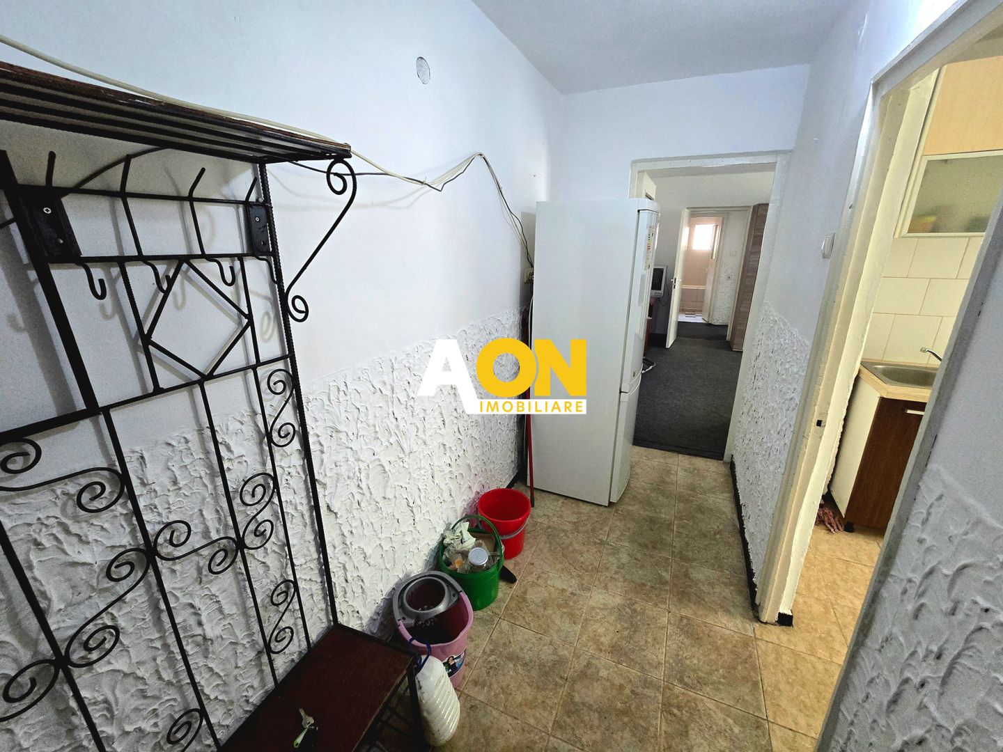 Apartament cu 2 Camere, Etaj 1, Zona Cetate - Poză 9