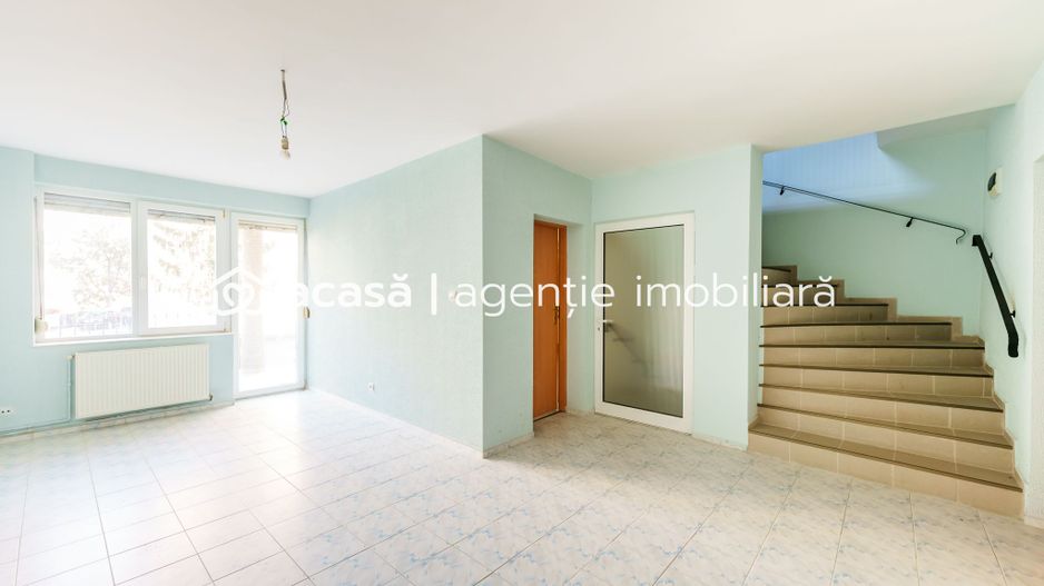 VÂNDUT! Casă cu destinații multiple în cartierul Aurel Vlaicu - Poză 1