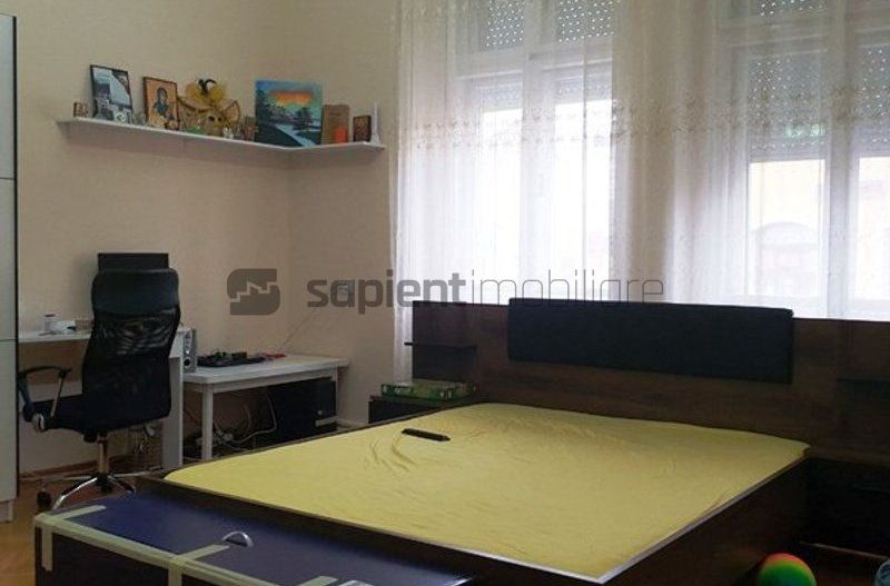 Casa cu 3 cam.in zona ultracentrala - Poză 8