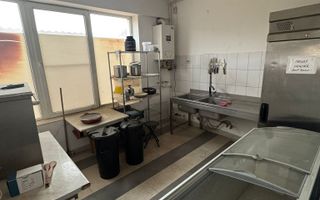 Spatiu Comercial de vanzare Trafic intens Str. Cocorilor Uta Arad - Poză 4