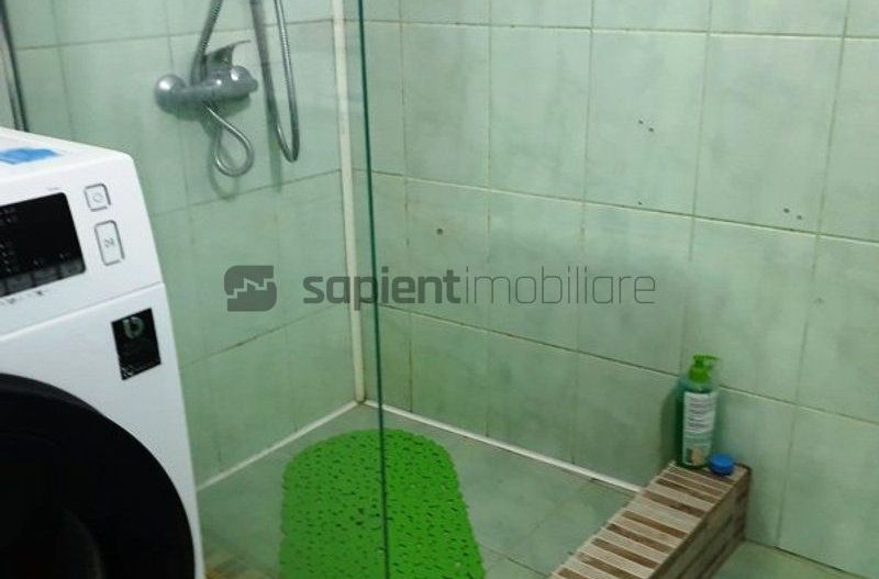 Casa cu 3 cam.in zona ultracentrala - Poză 13