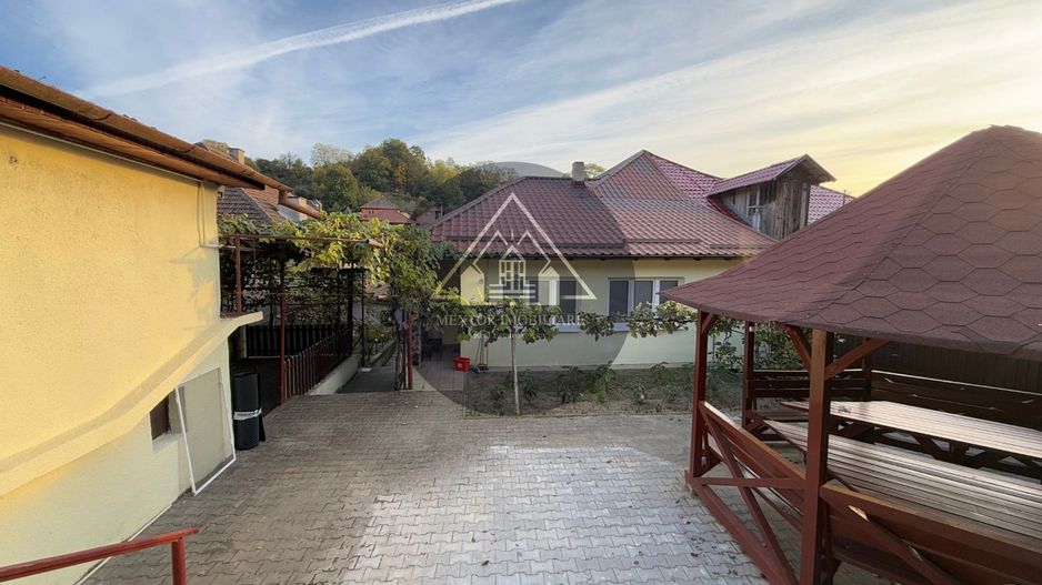 Apartament la casa, de inchiriat - Poză 17