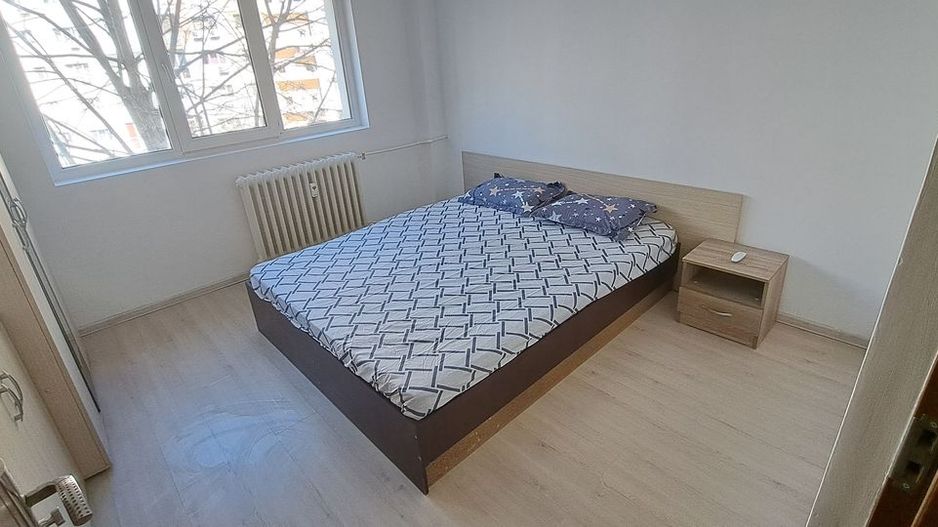 Apartament 2 camere renovat complet, etaj intermediar, liber imediat - Poză 2