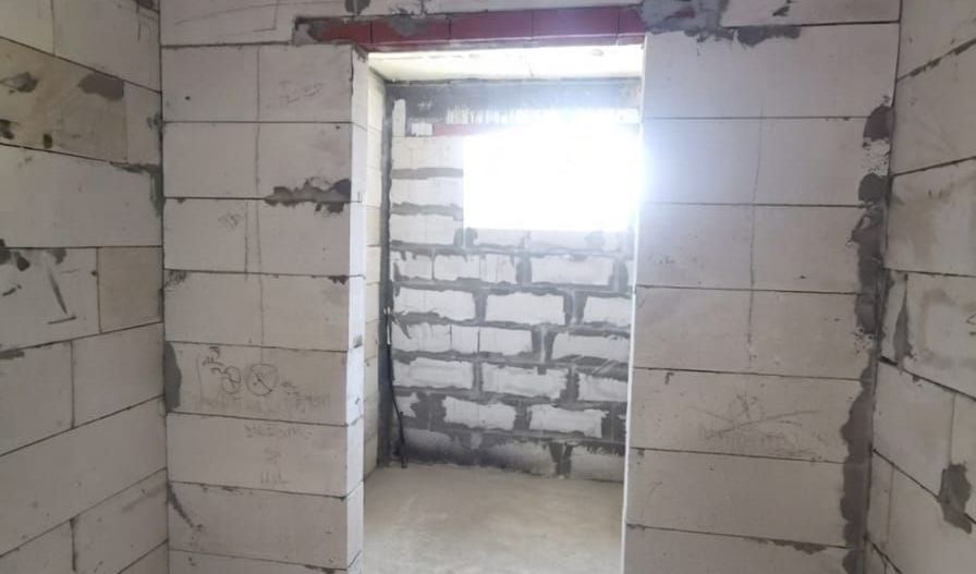 Casa la rosu în Plaiul Vulcănești - Poză 10