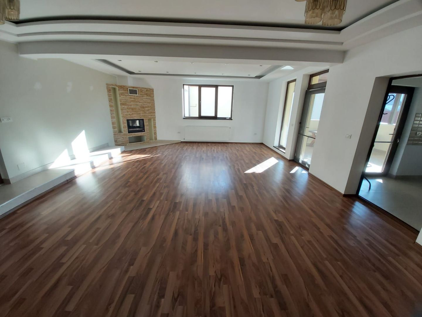 CASA DE VANZARE-MEHALA - Poză 2