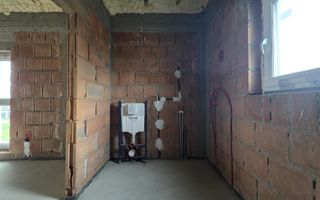 Vilă individuală în Tunari – 5 camere, curte privată - Poză 24