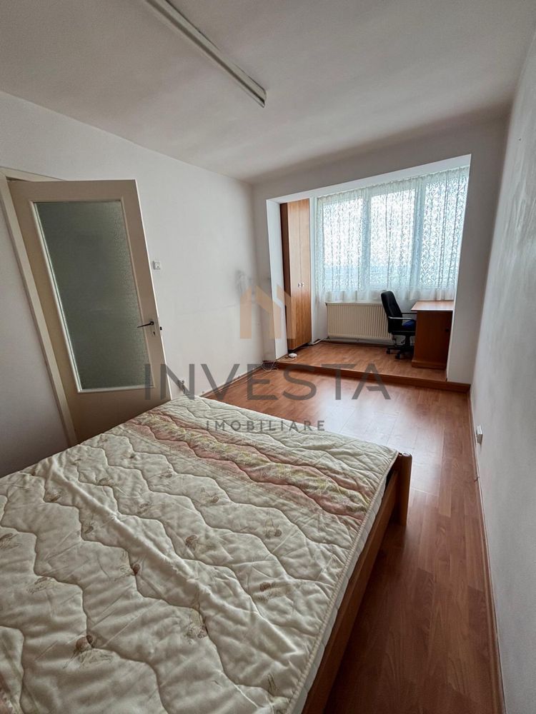 Apartament 4 camere decomandat la super pret! - Poză 1
