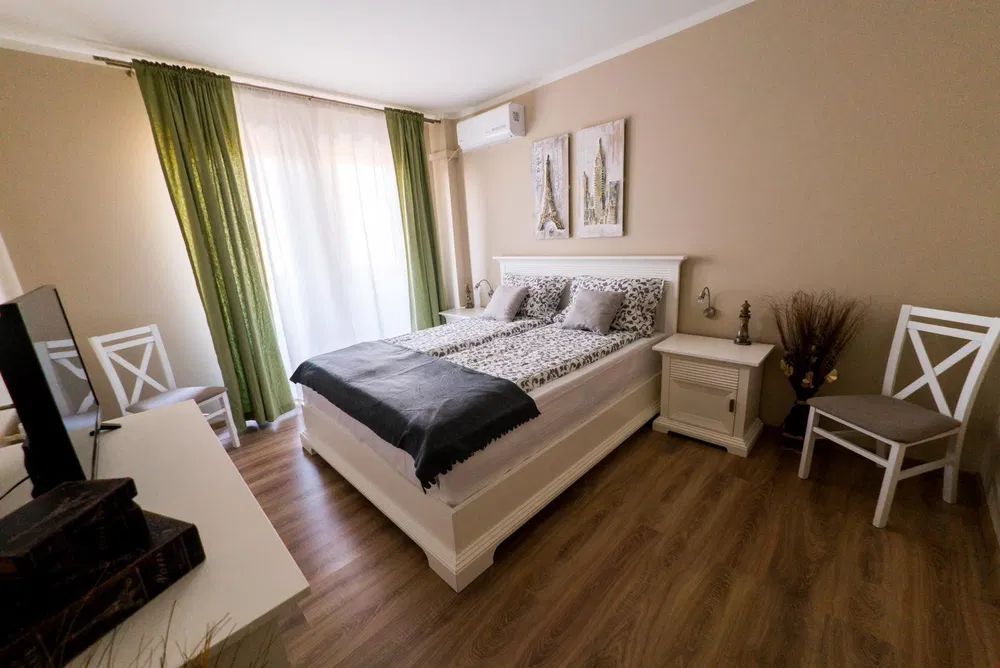 Apartament Modern 3 Camere De Inchiriat | Parcare Subterana Inclusa | 2 Bai - Poză 2