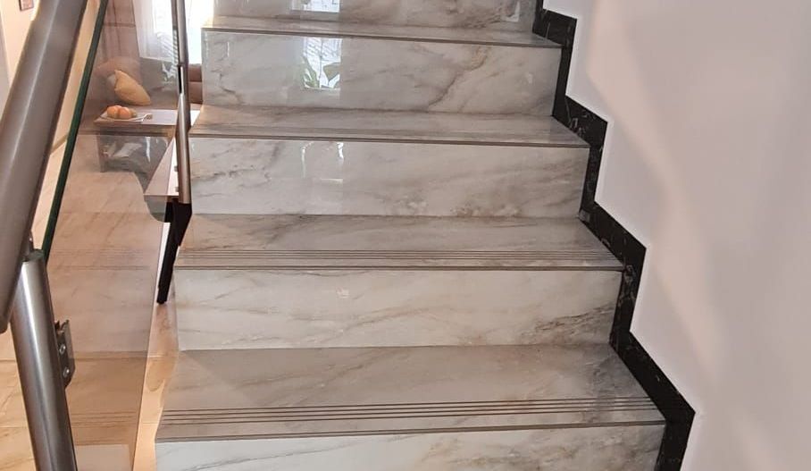 vila indiv 6camere+curte+2parcari,totulnou,mobutil(discut.) sau nu - Poză 20