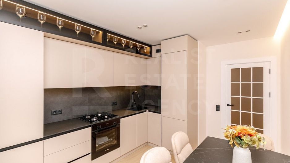 Vânzare, apartament, 2 camere, str. Vasile Lupu, Buiucani - Poză 1