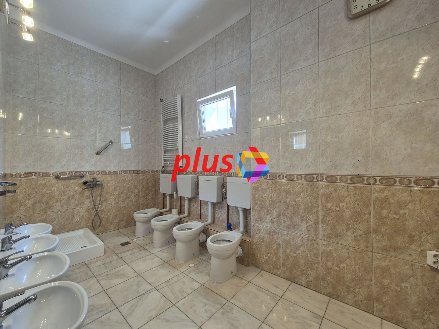 Casa de închiriat Brașov - 540 mp  # plus-imo.ro - Poză 4