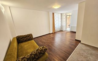 Apartament 3 camere, etaj 2, zona ultracentrala - Poză 2