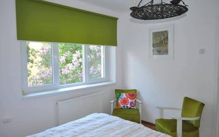 Apartament cu 2 camere, complet renovat, zonă Centrala. - Poză 8
