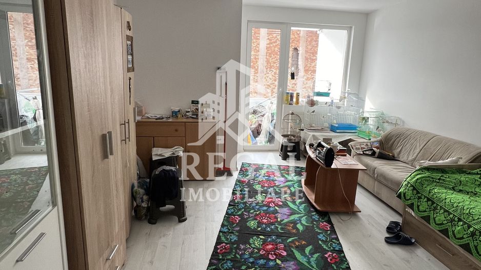 Garsonieră 28 mp + balcon – zona M4 – etaj 1 - Poză 1
