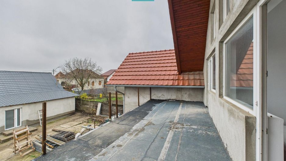 Pensiune cu potențial ridicat - Curtici, Jud, Arad - Poză 5