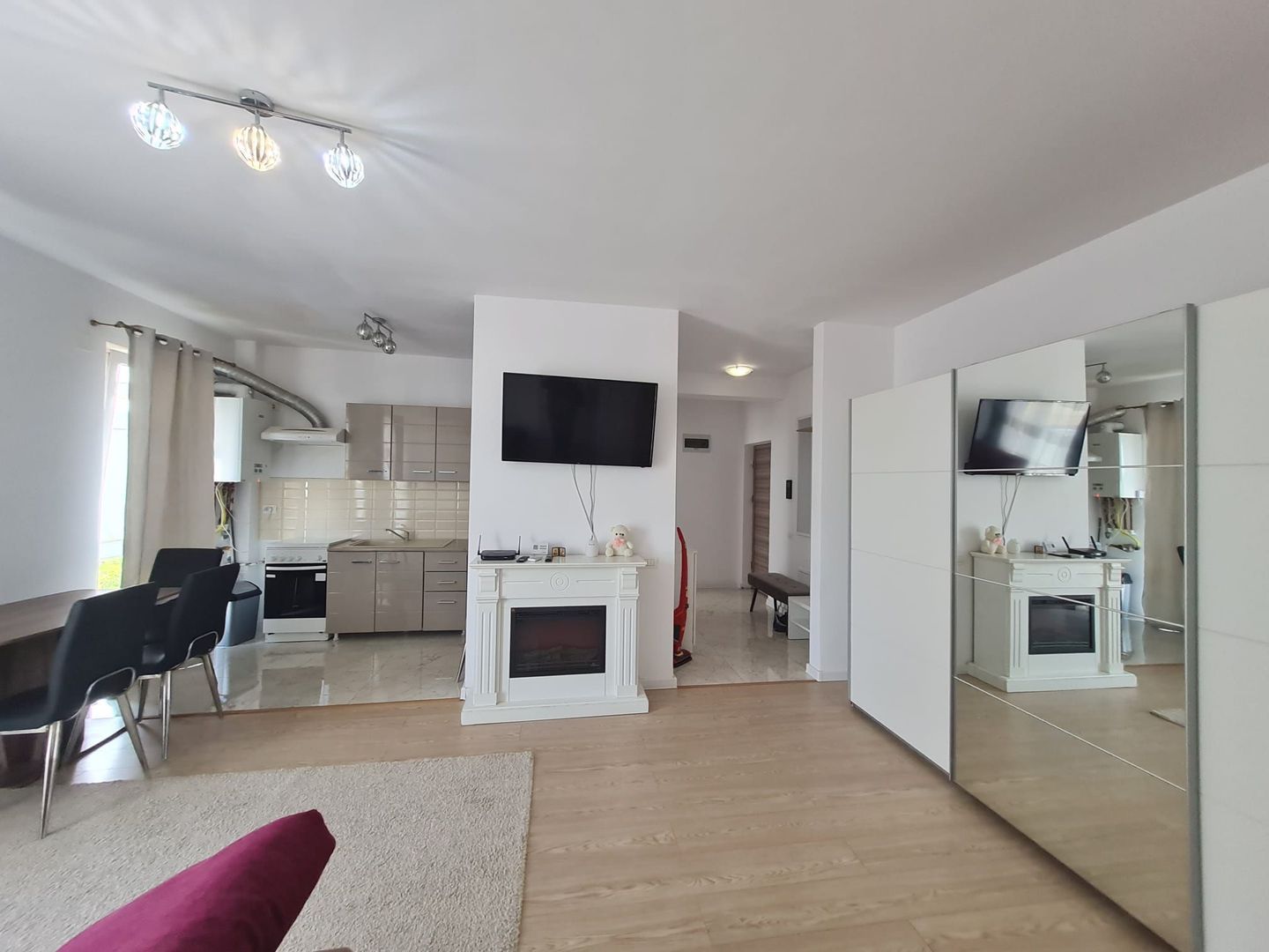 Apartament 3 camere zona Aradului - Poză 10