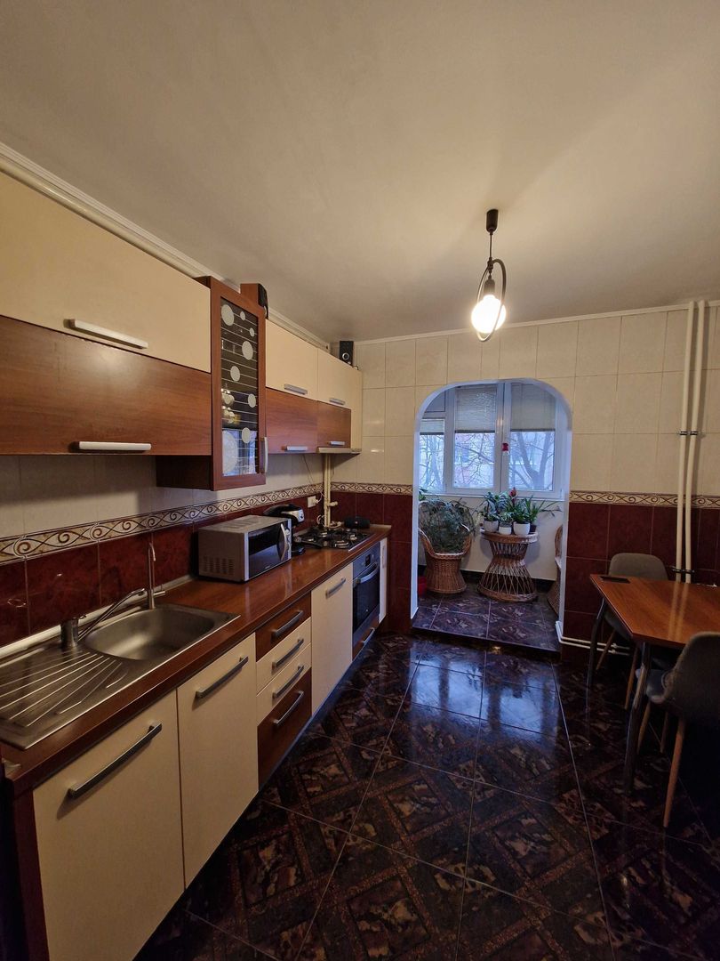 Apartament 3 camere - Poză 3