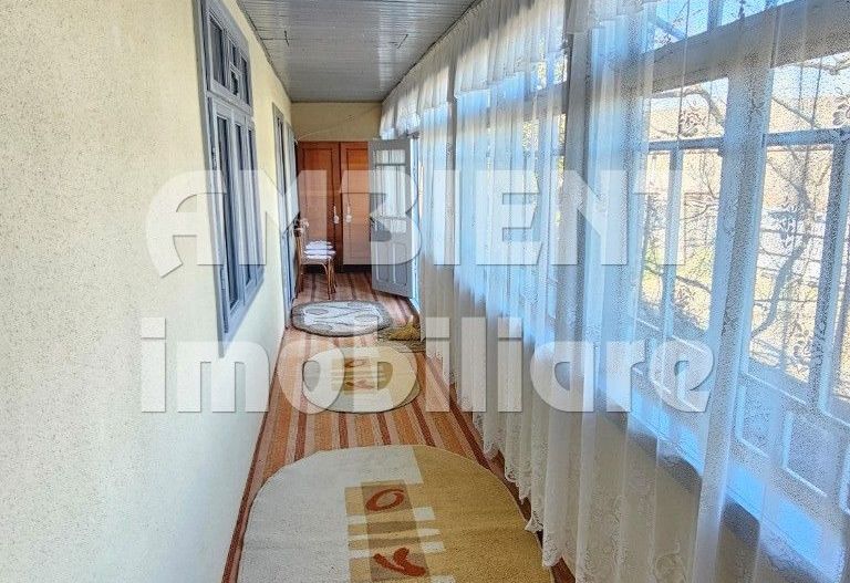 Gospodarie traditionala in localitatea MÎNJEȘTI, la 10 km de Vaslui; - Poză 12