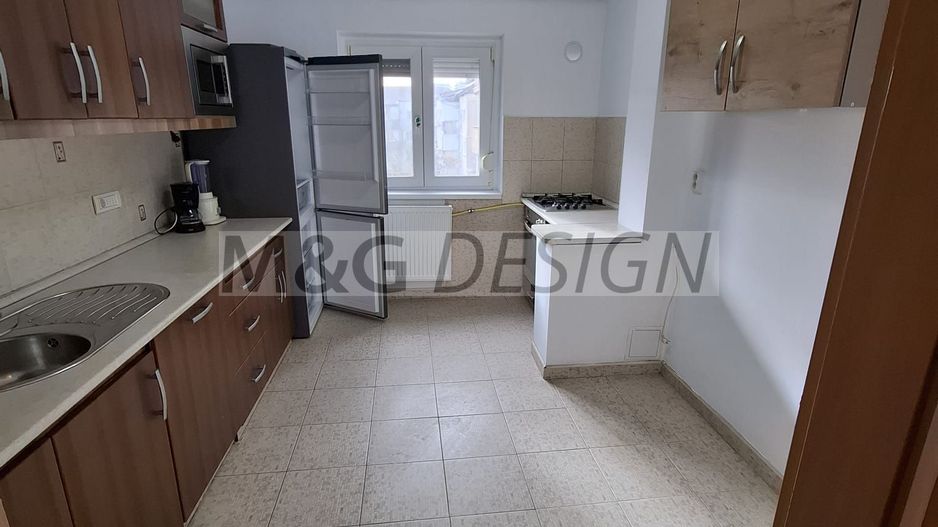 Aradului, 3 camere decomandat, 2 bai - Poză 4