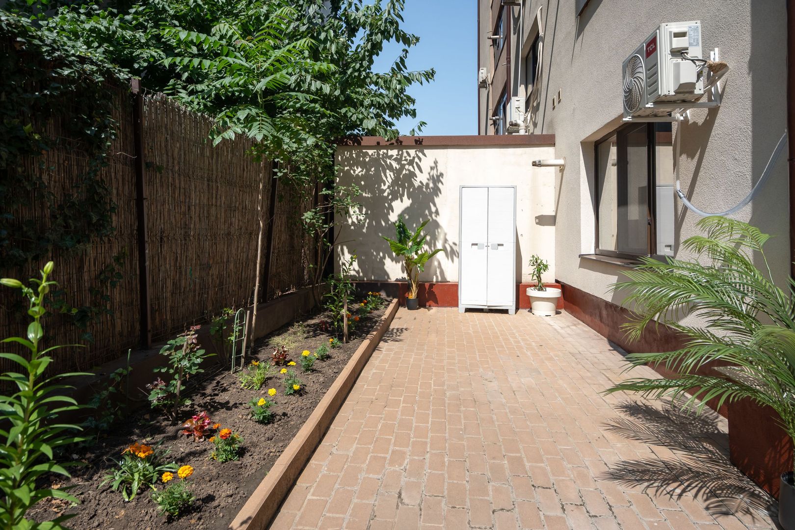 COMISION0% - 2 camere - curte 36mp - loc parcare - Ozana - str. Fetesti - Poză 11