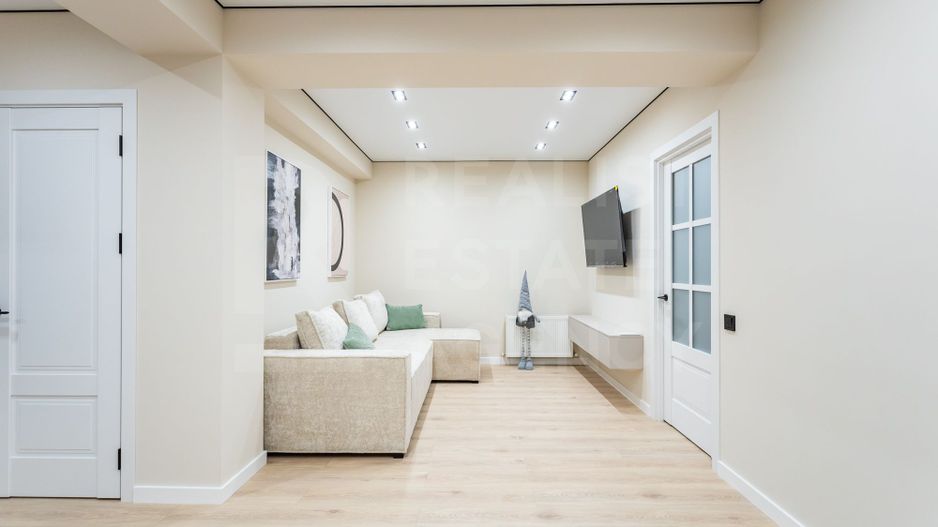 Vânzare, apartament, 2 camere+living, bul. Mircea cel Bătrân, Ciocana - Poză 10