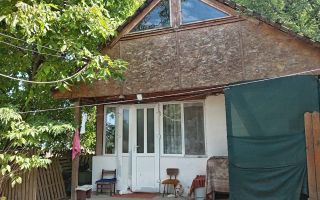 Teren intravilan 1.450 mp cu casă bătrânească și anexă în Podu Iloaiei, Iași - Poză 1