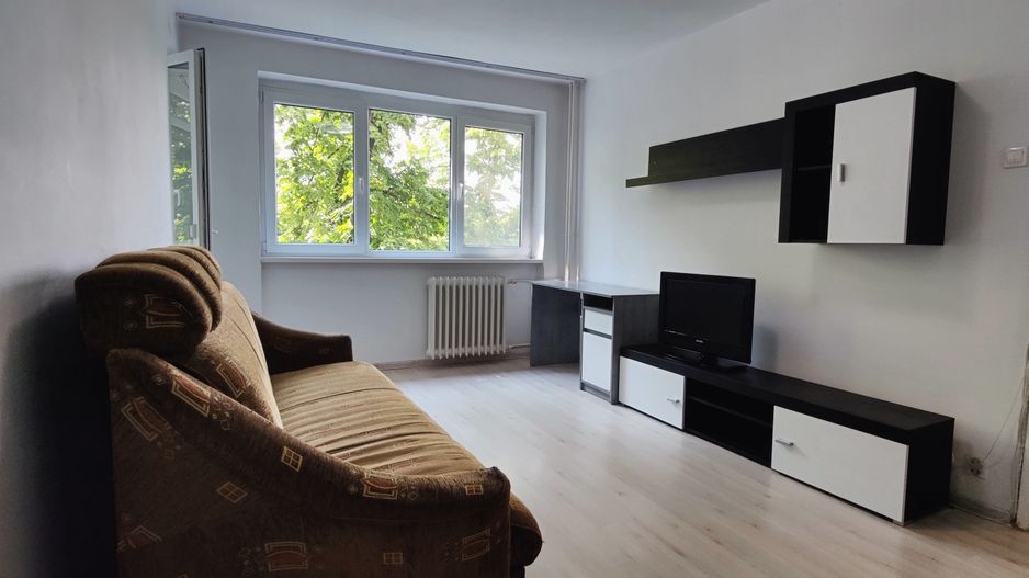 2 camere decomandat | Etaj 2/9 | Metrou Favorit - Poză 1