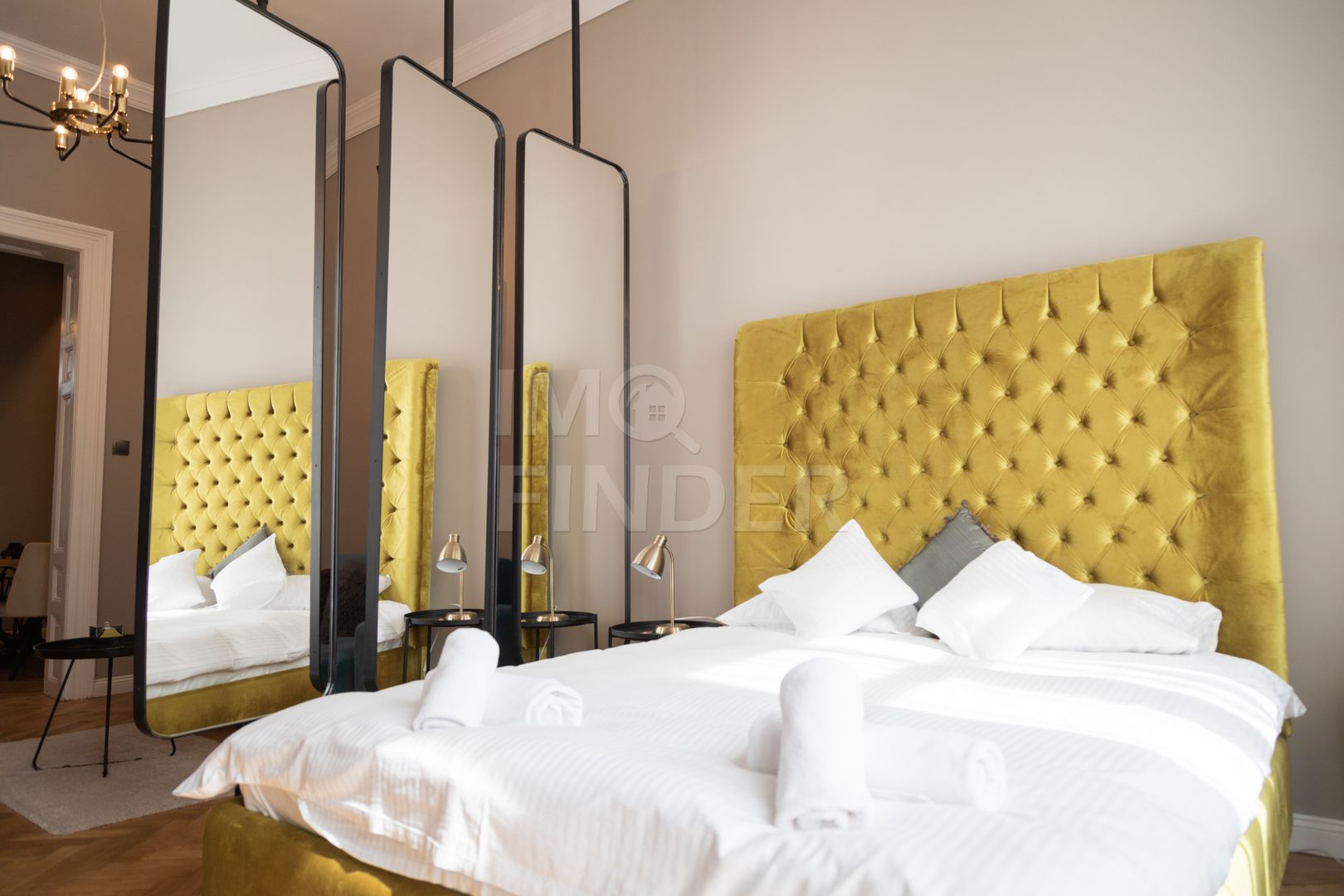 Afacere la cheie, 5 apartamente,  regim hotelier, Piata Unirii - Poză 1