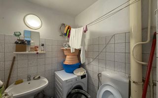 4 camere/Etaj 1/Zona Dâmboviței - Poză 9