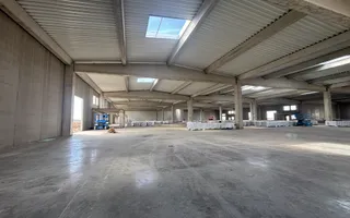 Spatiu de productie si depozitare 885 mp - Poză 16
