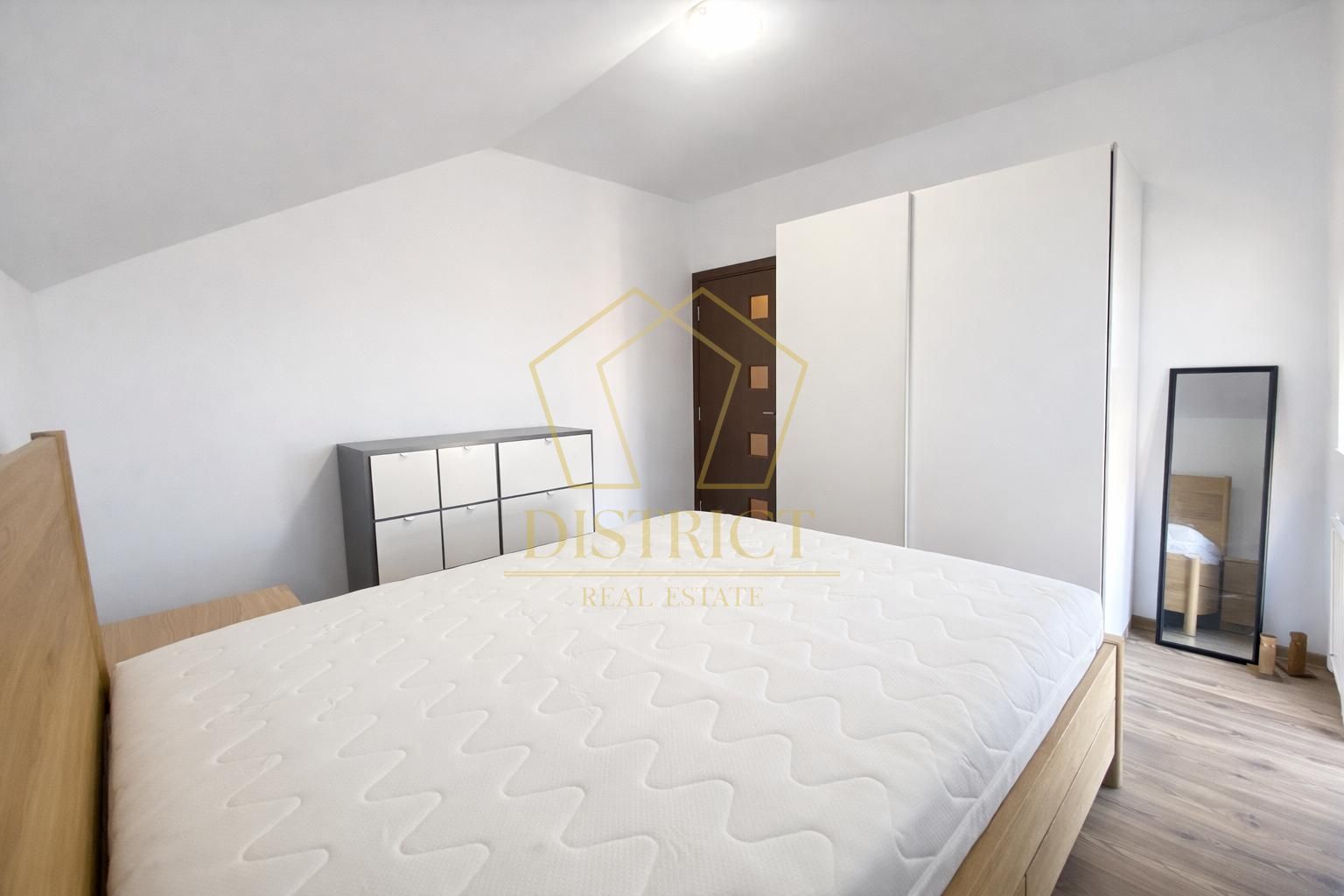 Apartament spatios cu 3 camere | Lipovei | COMISION 0 - Poză 5