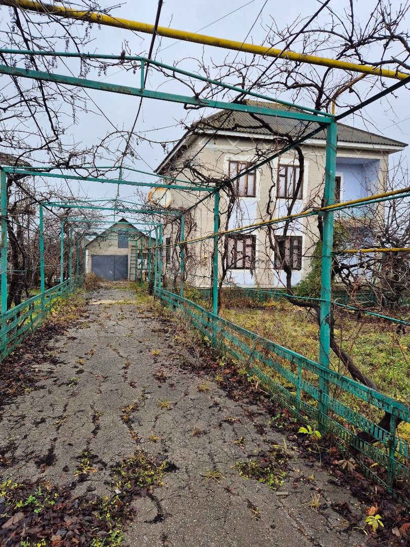 Casă, 218 mp, amplasată pe strada Ștefan cel Mare, satul Sadovoe - Poză 1