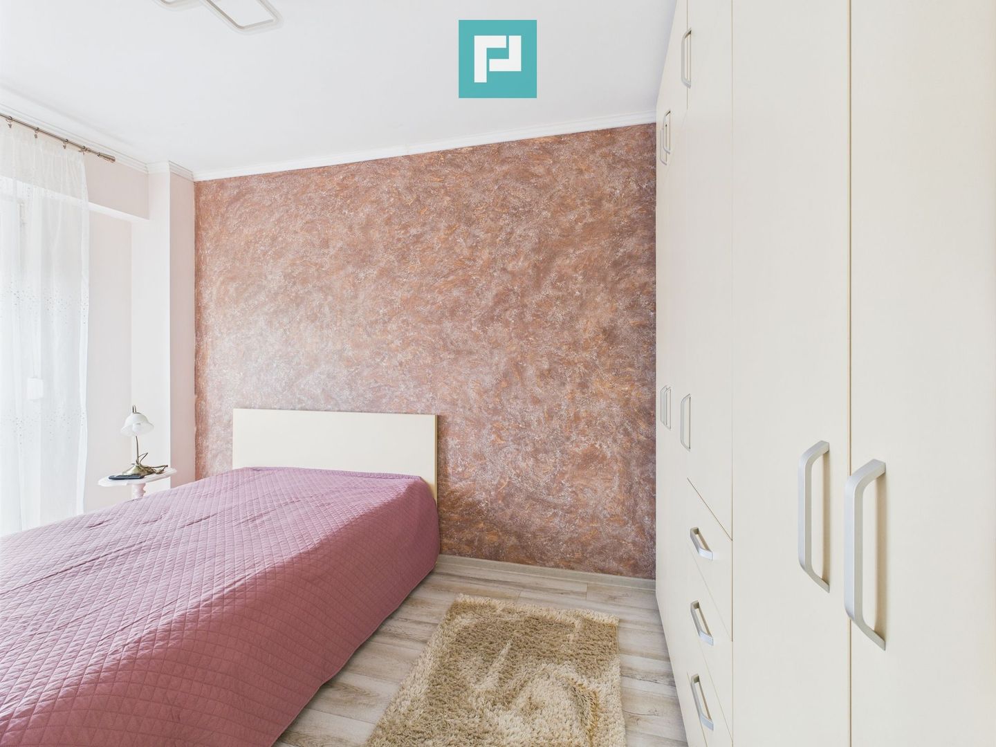 Apartament mobilat și utilat zona Universității - Poză 2